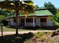 Paradise Flycatchers Lodge