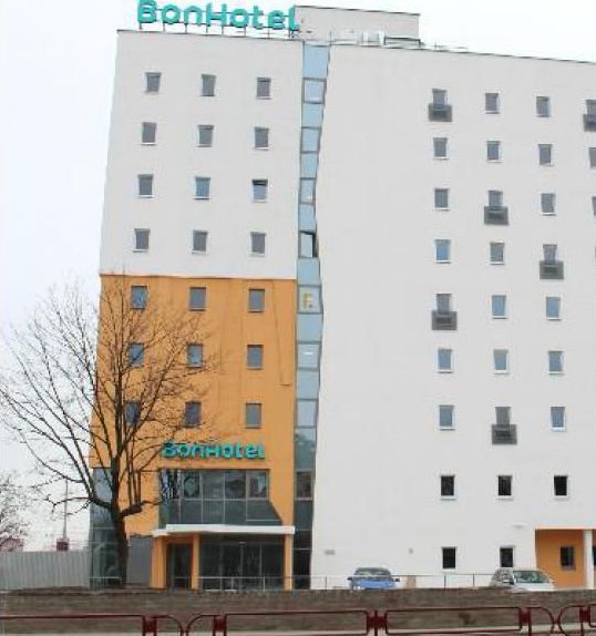 BonHotel