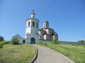 Церковь Михаила Архангела (Свирская). На мой взгляд, колокольня здесь совсем не в тему, но сам храм просто потрясающий.