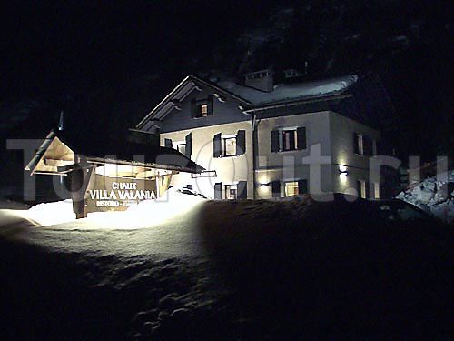 Chalet Villa Valania