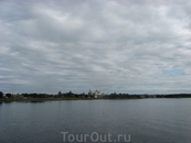 Вид Соловецкого монастыря с моря