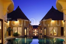 Villa Seminyak Estate & Spa