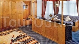 Hotel Tressane