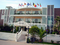 Achaios Hotel & Bungalows