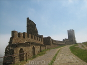 Генуэзская крепость.Крепостные стены изнутри.