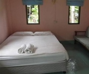 Baan Kuasakul Resort