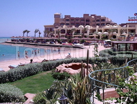 Sunny Days El Palacio Resort