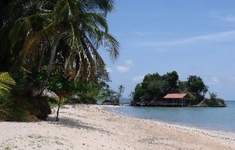 Popa Paradise Beach Resort