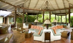 East Winds Inn