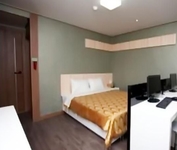 Goodstay Camellia Hotel