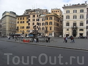 на Piazza Barberini 4