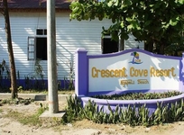 Crescent Cove Resort