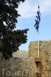 Греческий флаг в Линдосе Греческий флаг в Линдосе