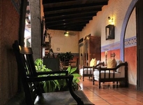 Casa Naranja