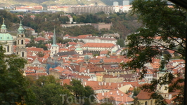Вид на Прагу с Петржинского холма