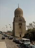 Одна из многочисленных каирских мечетей.