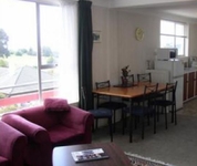 Aaron Court Motel