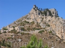 Гора и замок Святого Иллариона.