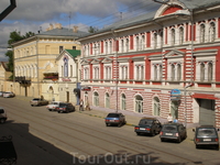 Старинные дома возле Церкви Собора Пресвятой Богородицы