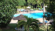 Вид из окна из нашего отеля Sunshine Garden Resort