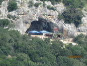 Пещера в заливе Lim
