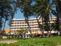 Отель, вид с пляжа