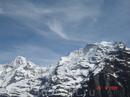 Знаменитые вершины Бернских Альп: Мёнх и Юнгфрау.