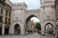 Карловы ворота (нем. Karlstor) — городские ворота в Мюнхене, были построены в период с 1285 года по 1347 год