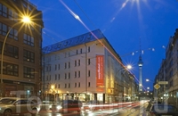 Фото отеля easyHotel Berlin Hackescher Markt