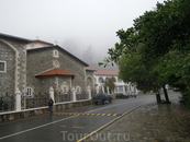 Май 2012 - Кикос, дорога периметра монастыря
