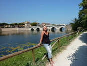 Жаркое, но такое ласковое итальянское солнышко.. Римини, мост Тиберия, парковая зона.. уточки..