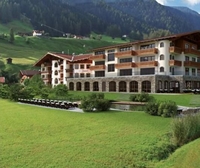 Фото отеля Alpeiner - Nature Resort Tirol