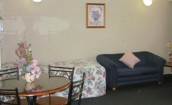 Adelphi Motel