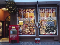 Еще один рождественский магазин