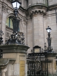 Здание центральной городской библиотеки Эдинбурга