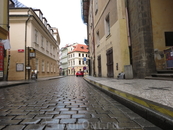В Праге дождик....