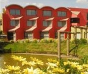 Hotel El Lago Estelar