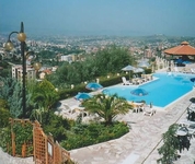 Chateau Linza Resort