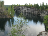 Горный парк Рускеала предлагает для туристов как водный маршрут экскурсии, так и наземный.