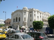 Тунис, столица Туниса. Современный центр. Драмтеатр.