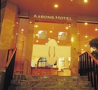Фото отеля Aarons Perth Hotel
