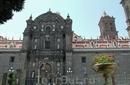 Фасад Собора со стороны Сокало. Кафедральный собор – собор, построенный между 1575 и 1640 годами. Результатом затяжного возведения храма стало сочетание ...