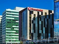 Фото отеля Travelodge Docklands