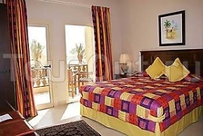 Al Hamra Fort & Beach Resort