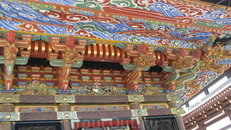Пагода в храме Нарита-сан. Детали отделки