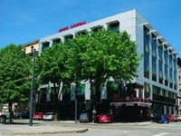 Central Hotel