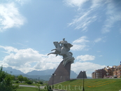 Памятник генералу Плиеву