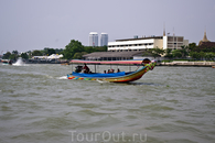 Лодки на реке Чао Пайя