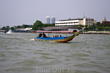 Лодки на реке Чао Пайя