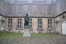  	
Музей Карнавале (Musee Carnavalet)
